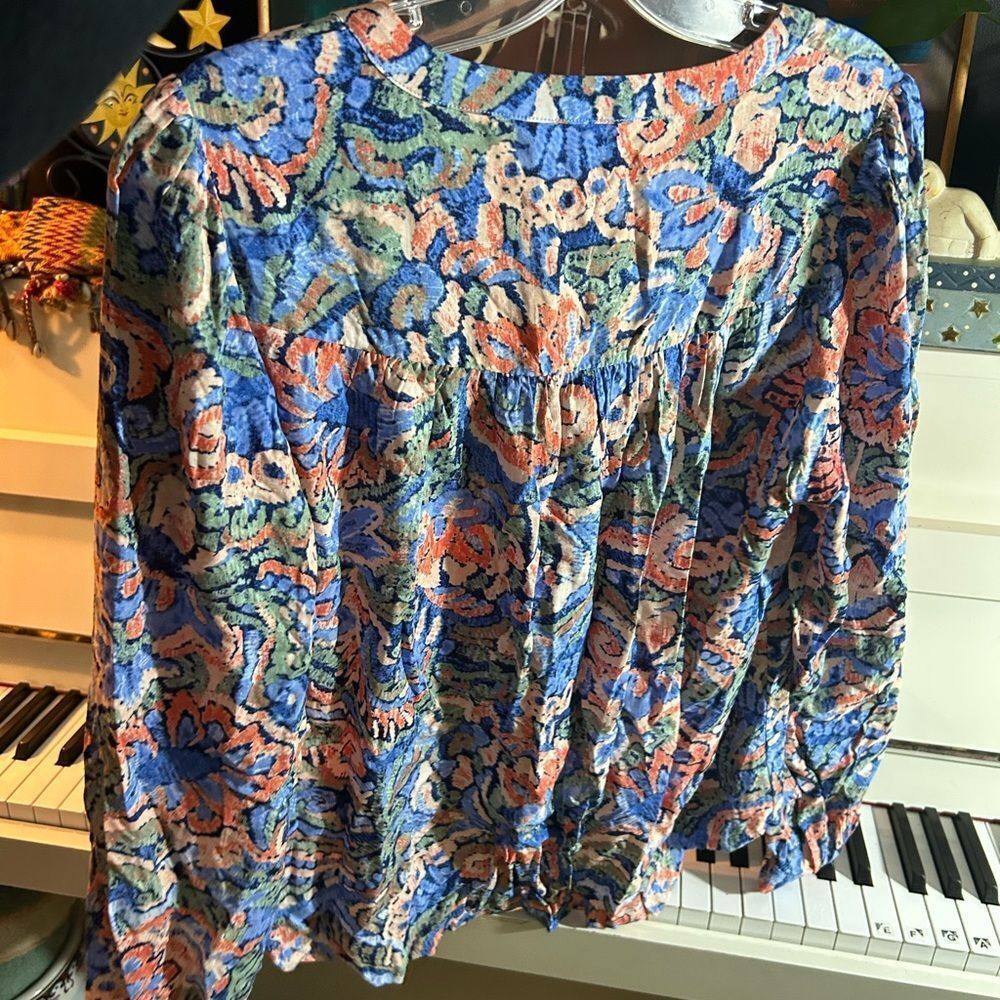 Northern Reflections Multicolor Patterned Blouse - Picture 11 of 14